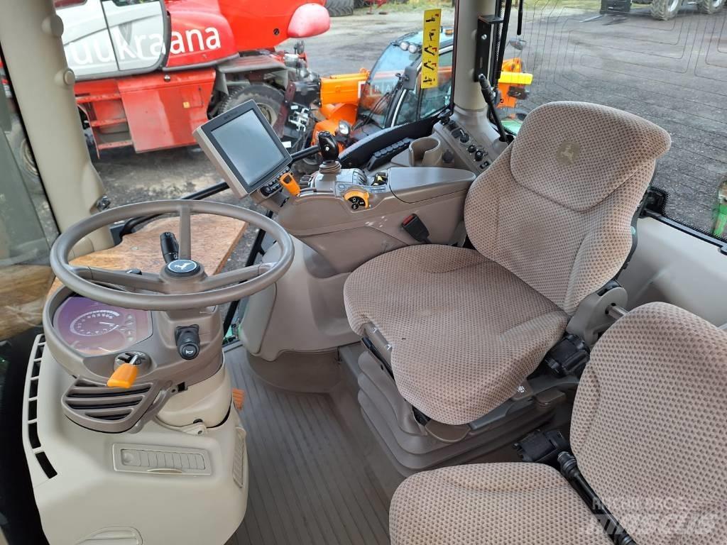 John Deere 6215R Traktörler