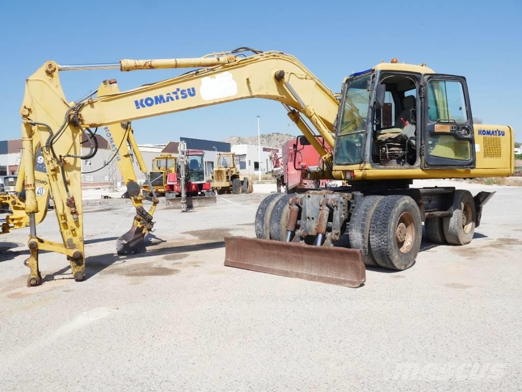 Komatsu PW 170 Lastik tekerli ekskavatörler