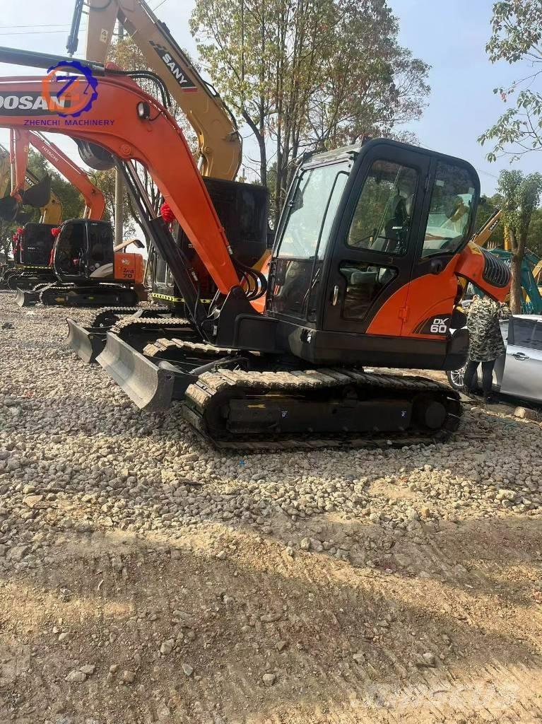 Doosan DX 60 Mini ekskavatörler, 7 tona dek