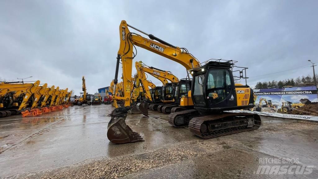 JCB JS 130 LC Paletli ekskavatörler