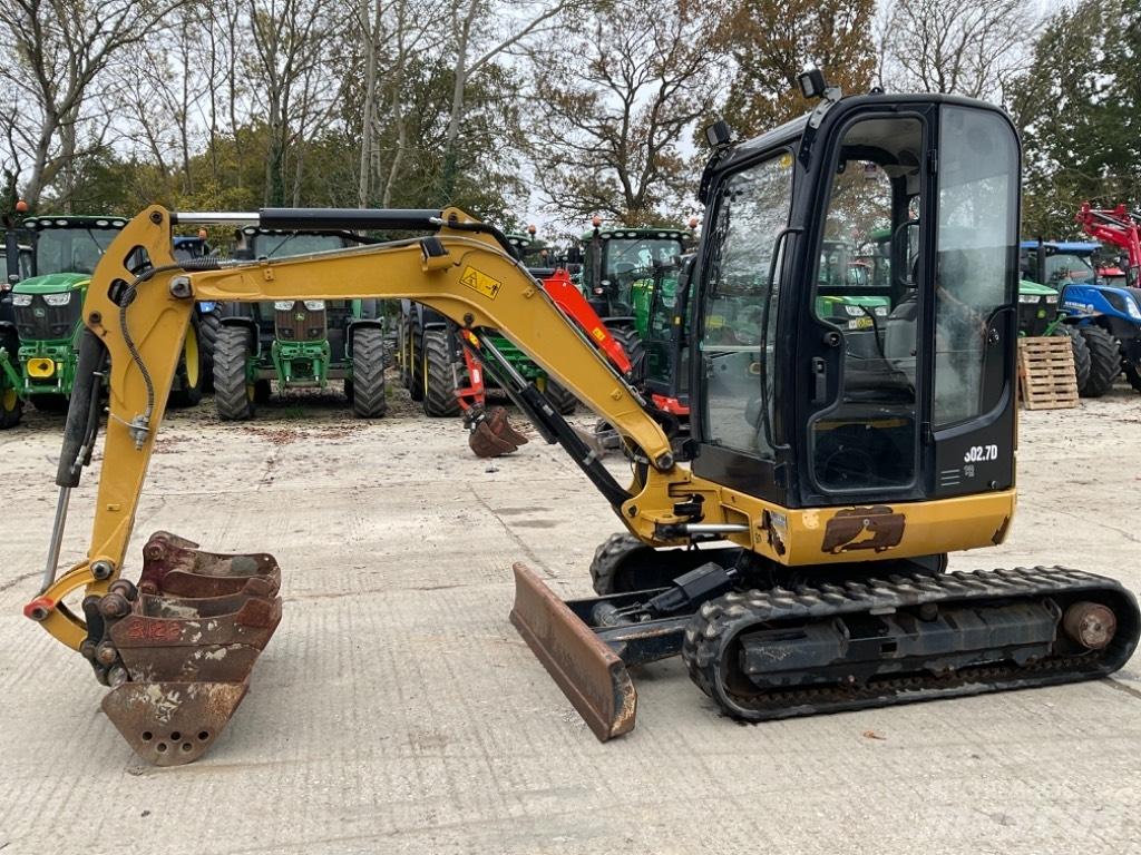 CAT 302.7 D CR Mini ekskavatörler, 7 tona dek