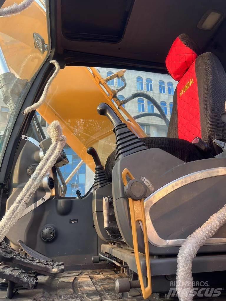 Hyundai R220LC-9S Paletli ekskavatörler