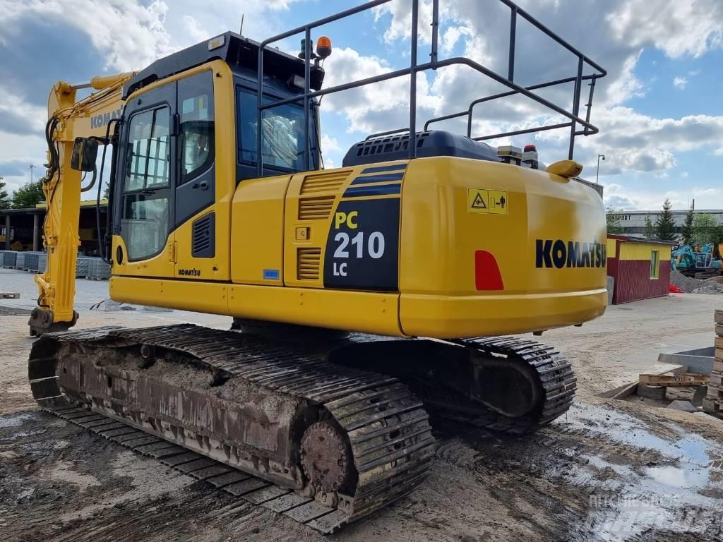 Komatsu PC 210-8 Paletli ekskavatörler