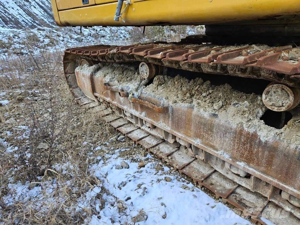 CAT 330 Paletli ekskavatörler