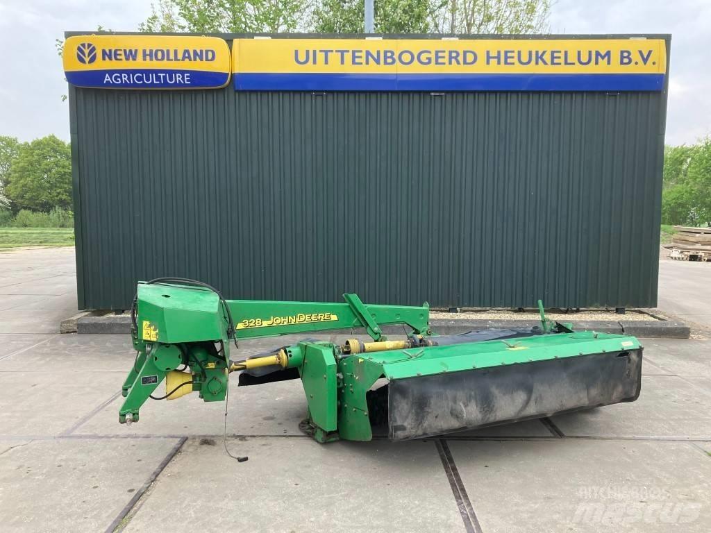 John Deere 328 Çayir biçme makinalari