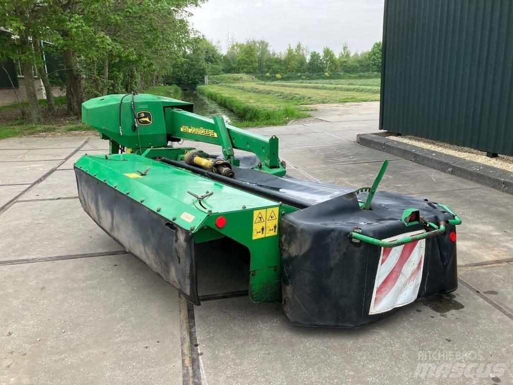 John Deere 328 Çayir biçme makinalari