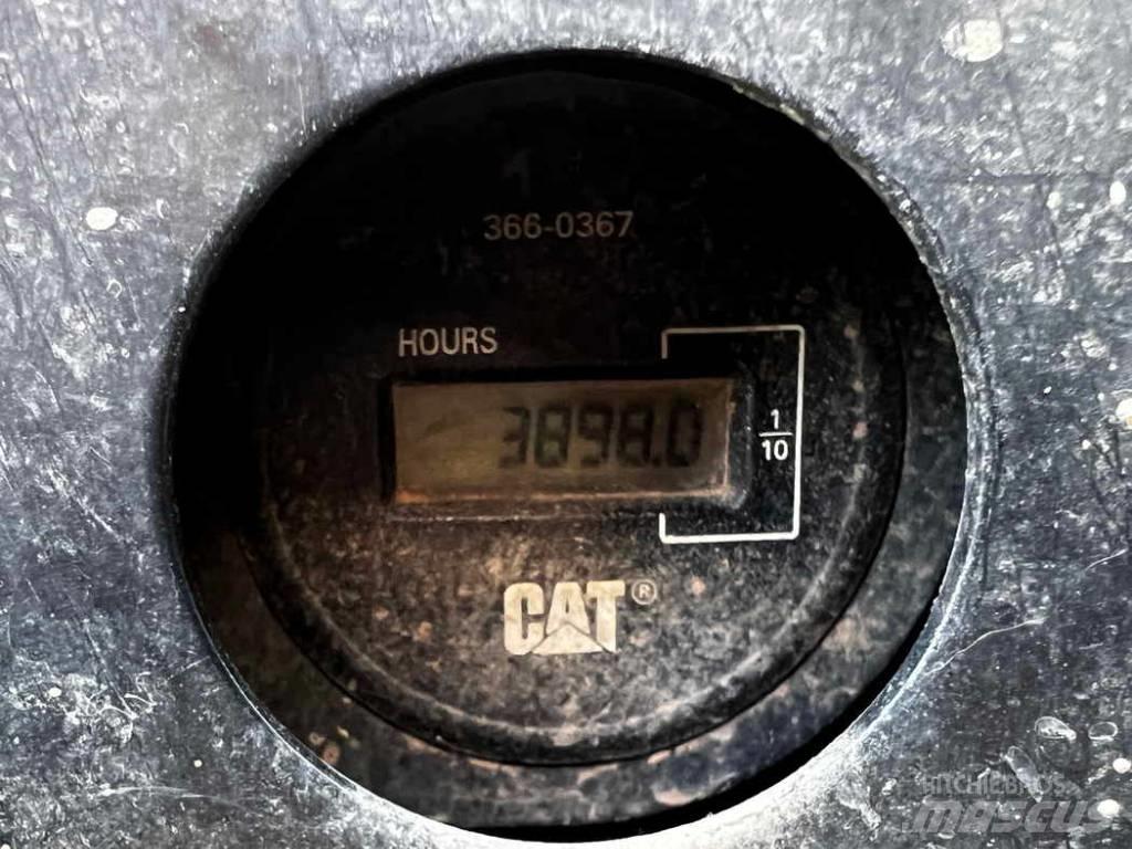 CAT 304 E CR Paletli ekskavatörler