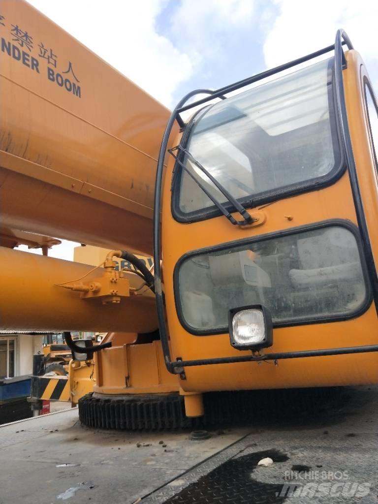 XCMG QY70T Yol-Arazi Tipi Vinçler (AT)