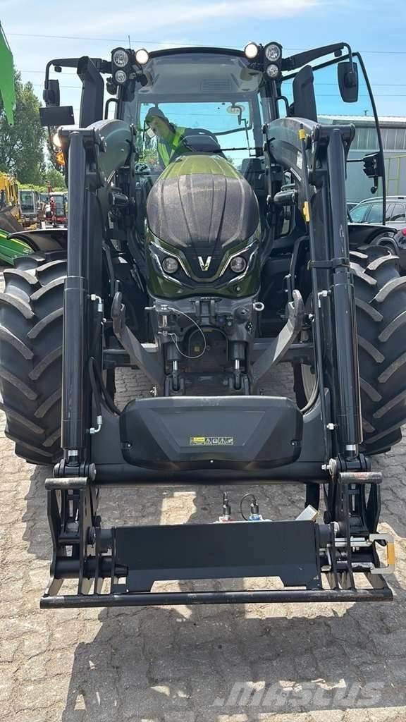 Valtra G135 Traktörler