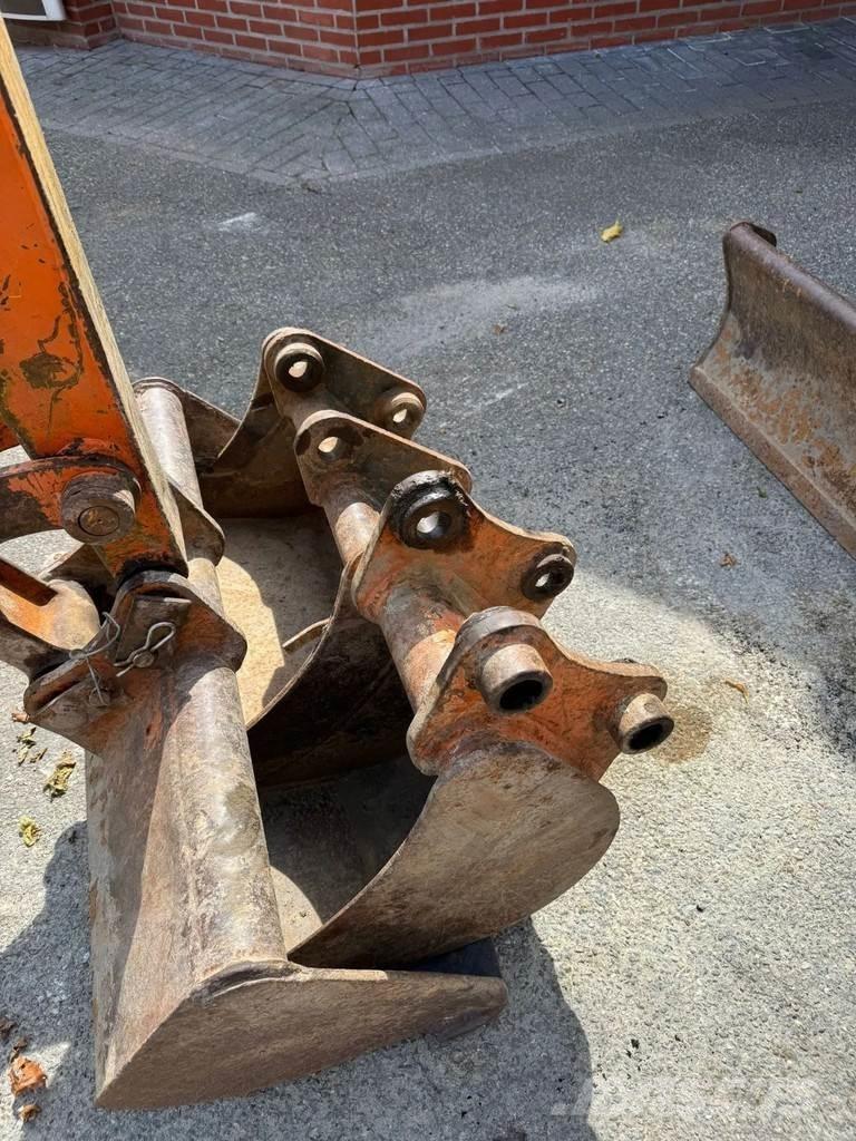 Hitachi ZX 25 Mini ekskavatörler, 7 tona dek