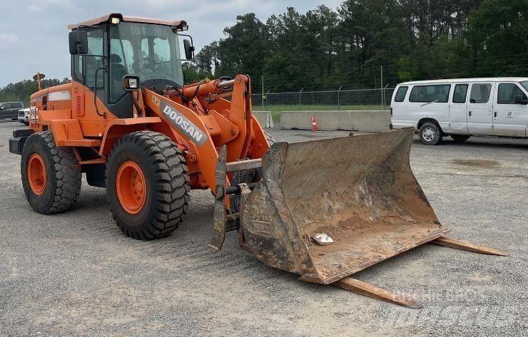Doosan DL220-3 Tekerlekli yükleyiciler
