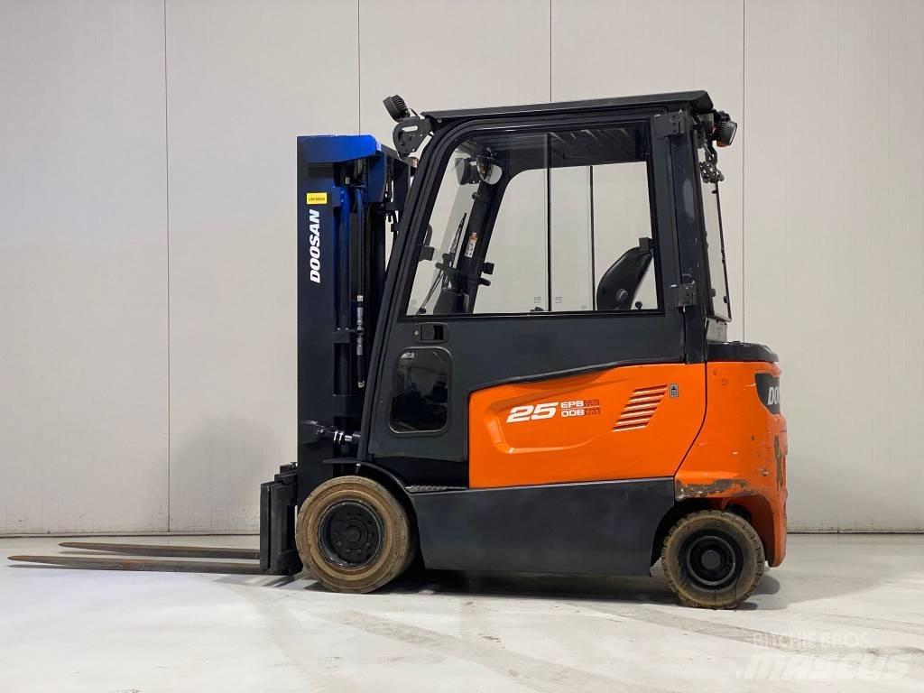 Doosan B25X-7 Elektrikli forkliftler