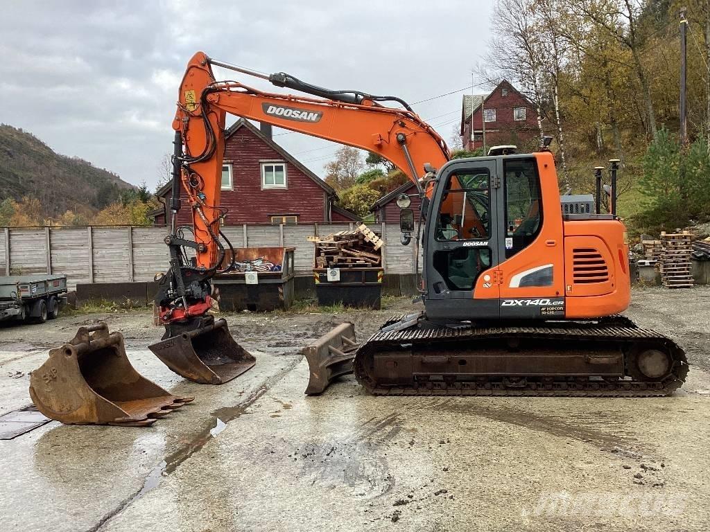 Doosan DX140LCR-5 Paletli ekskavatörler