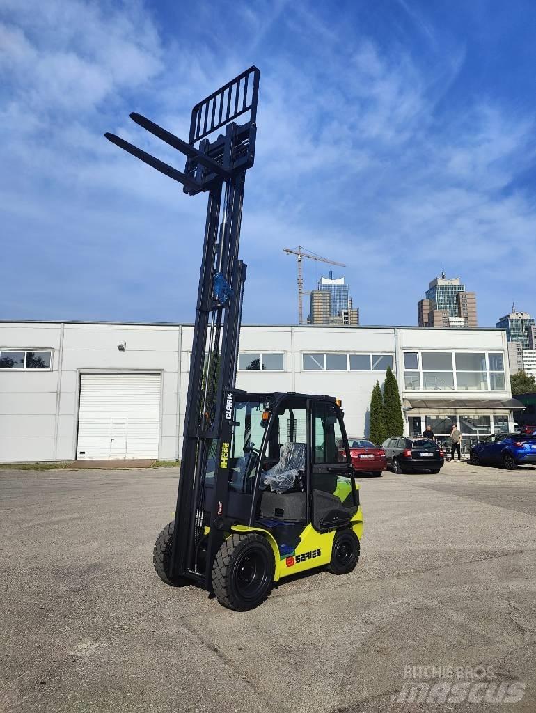 Clark S-35D Dizel forkliftler