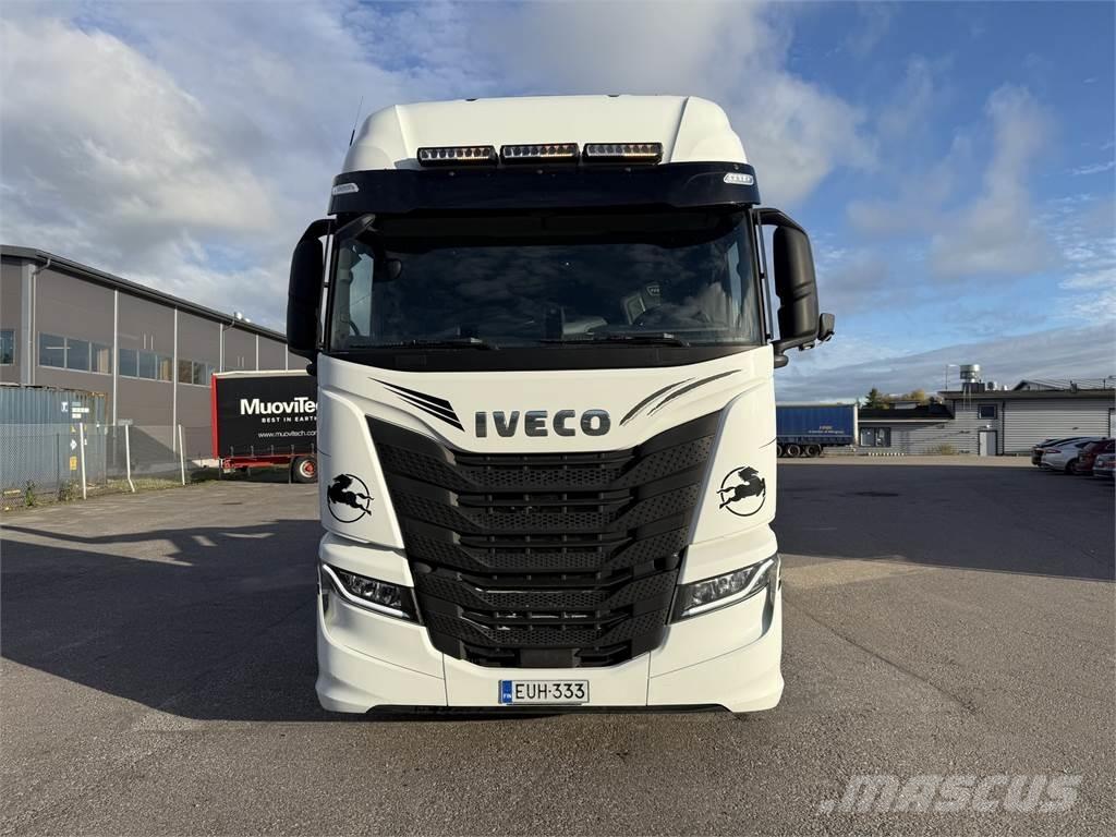 Iveco AS280 6X2 Vinçli kamyonlar