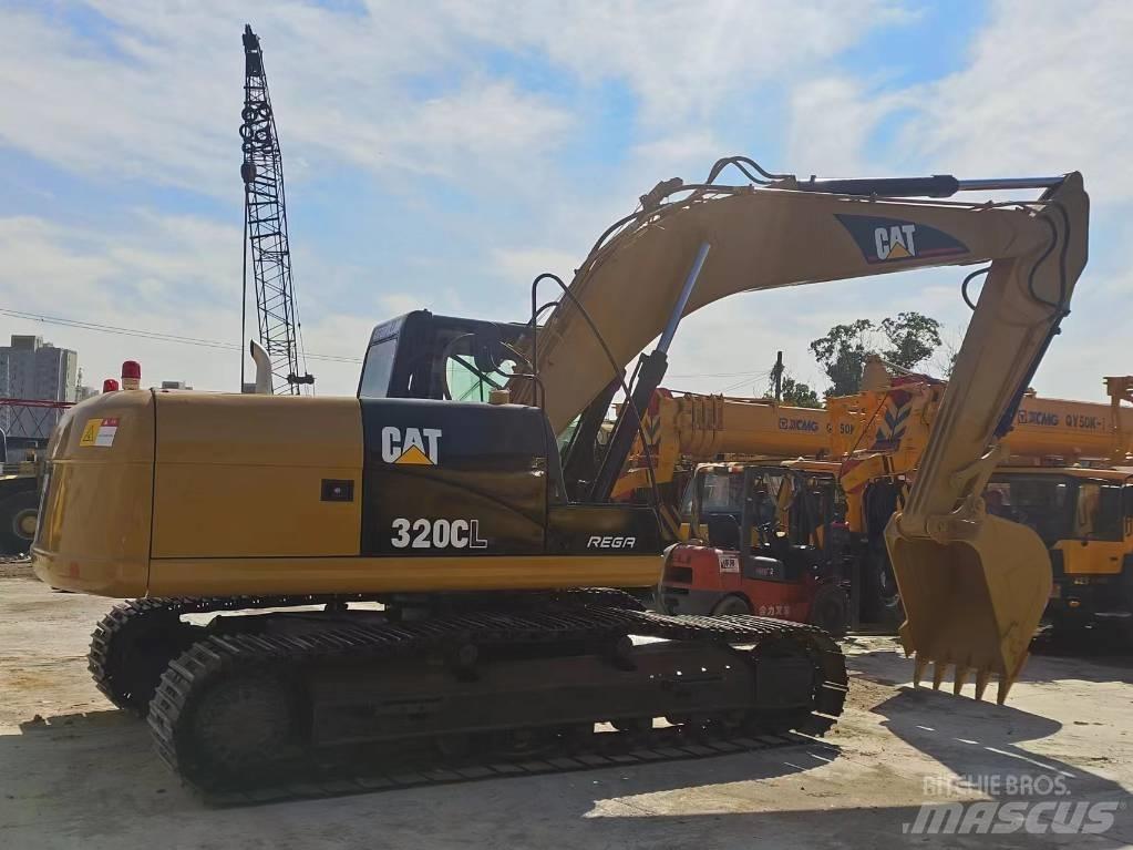 CAT 320 C L Paletli ekskavatörler