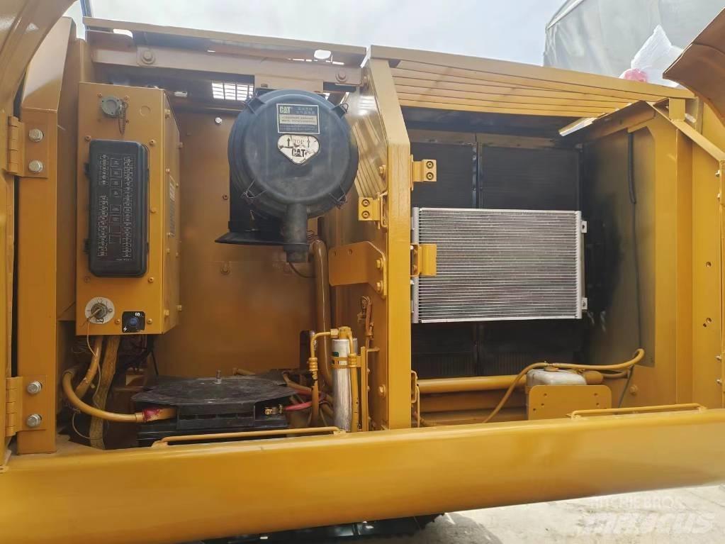 CAT 320 C L Paletli ekskavatörler