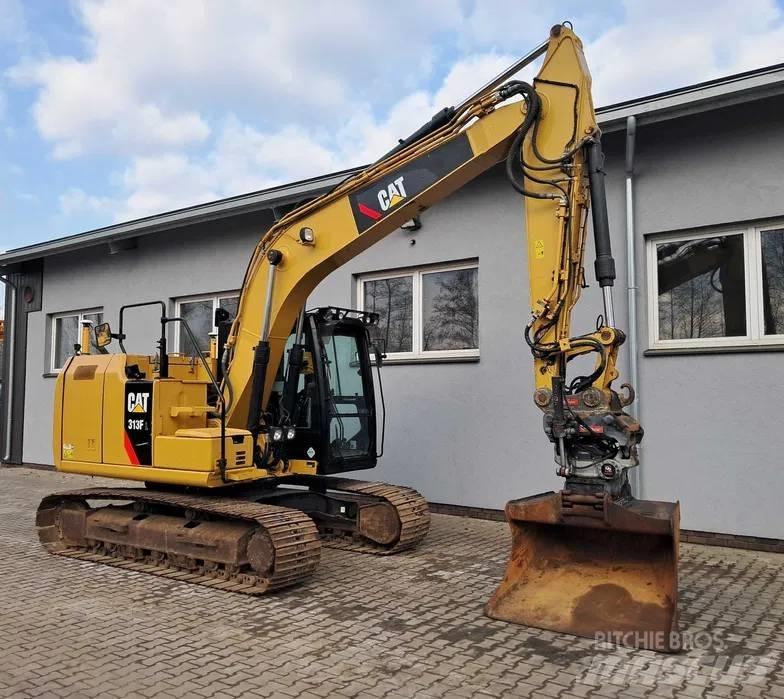 CAT 313 F L Paletli ekskavatörler