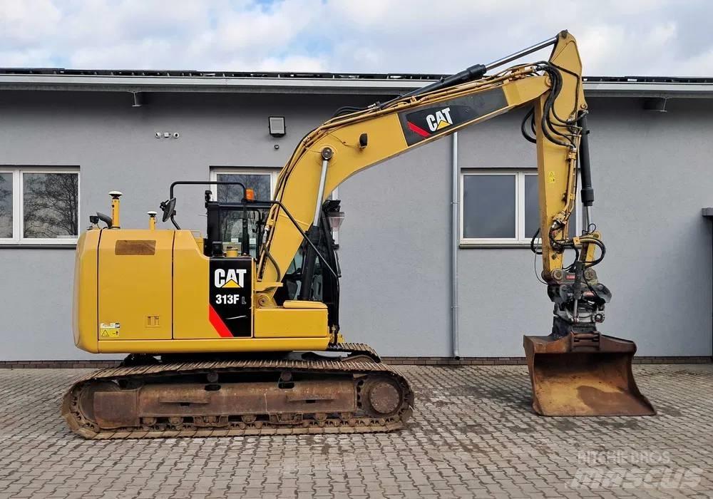 CAT 313 F L Paletli ekskavatörler