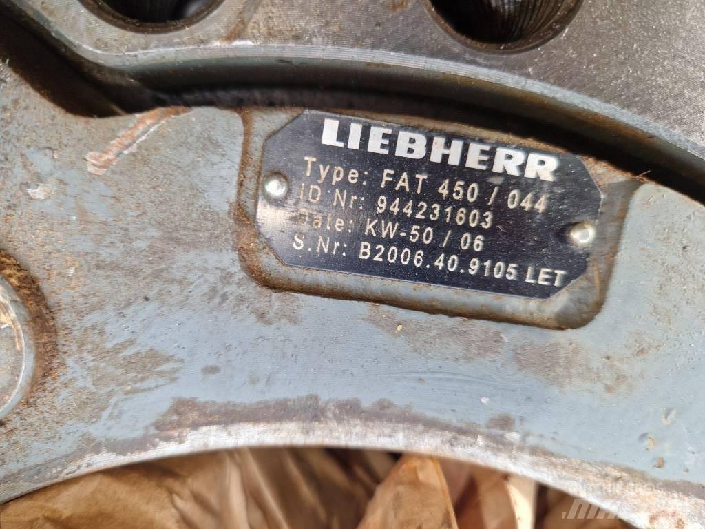 Liebherr R 954 LI Akslar