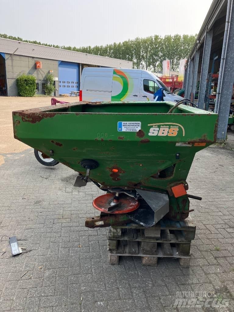 Amazone ZA-M 1200 Mineral gübre dagiticilar