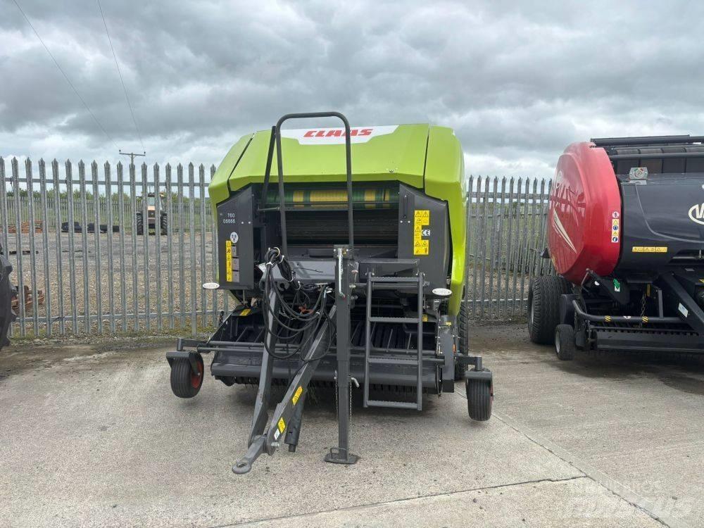 CLAAS Rollant 520 RC Rulo balya makinalari