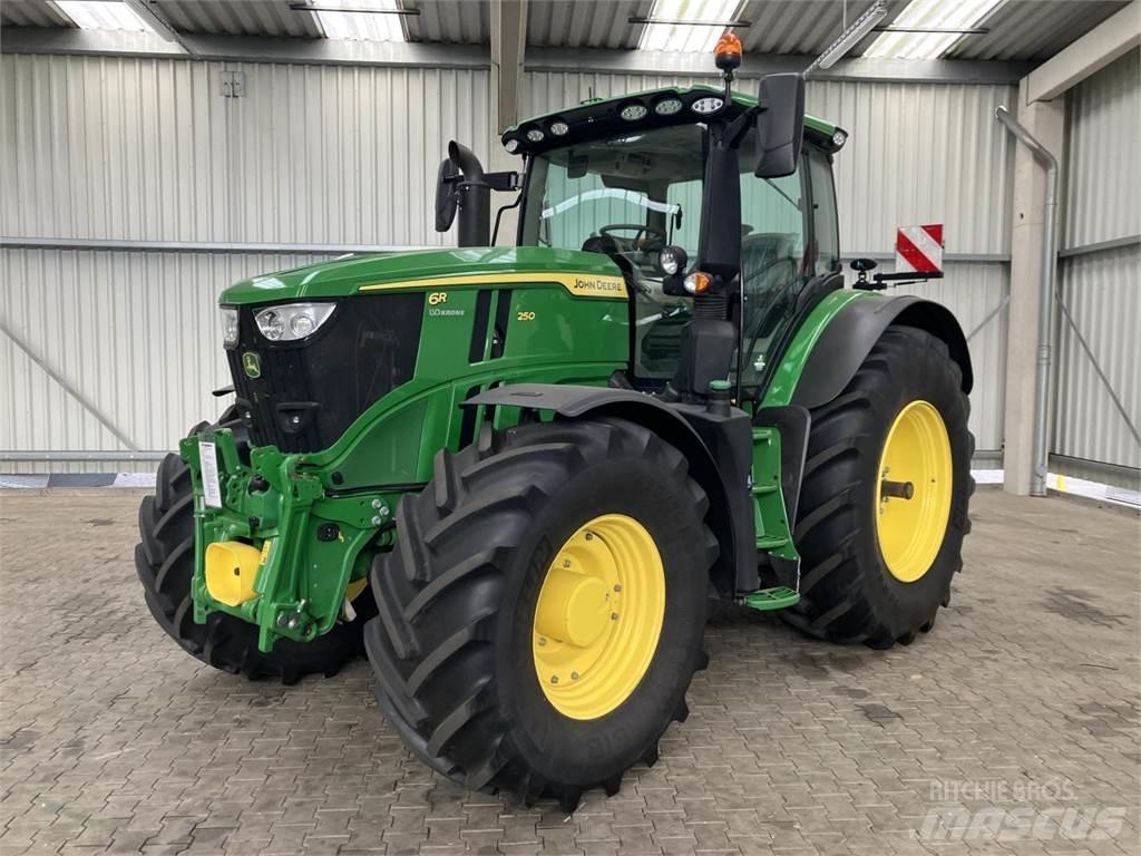 John Deere 6R 250 Traktörler