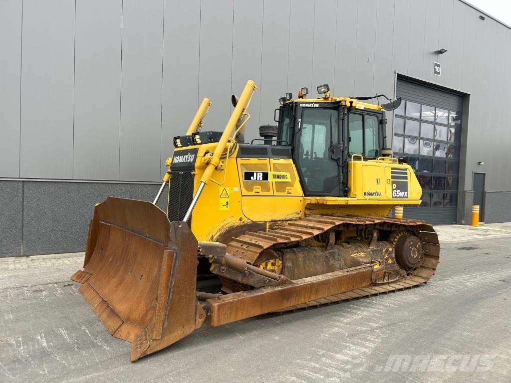 Komatsu D 65 WX-18 Paletli dozerler