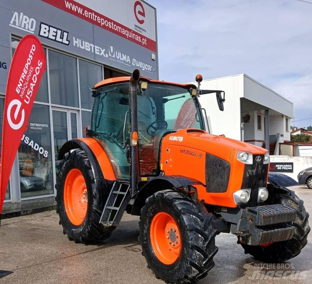 Kubota M135GX Traktörler
