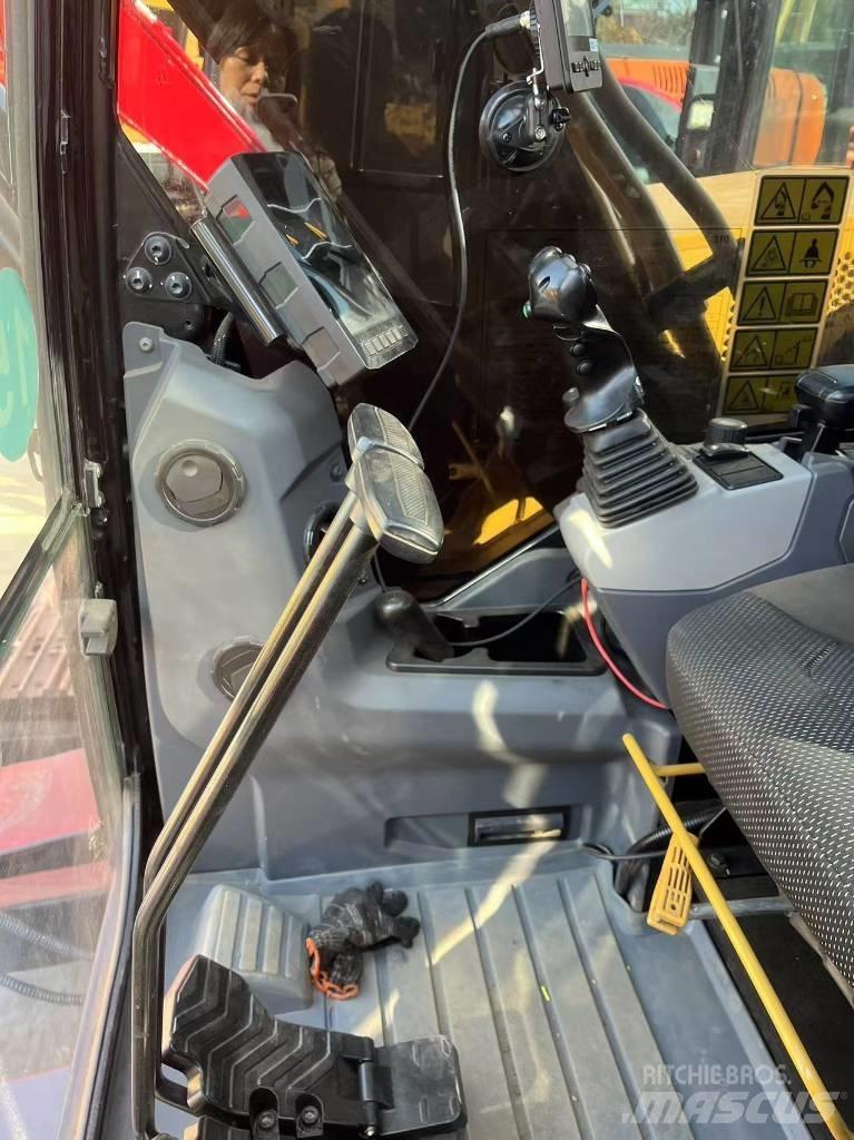 CAT 310 Paletli ekskavatörler