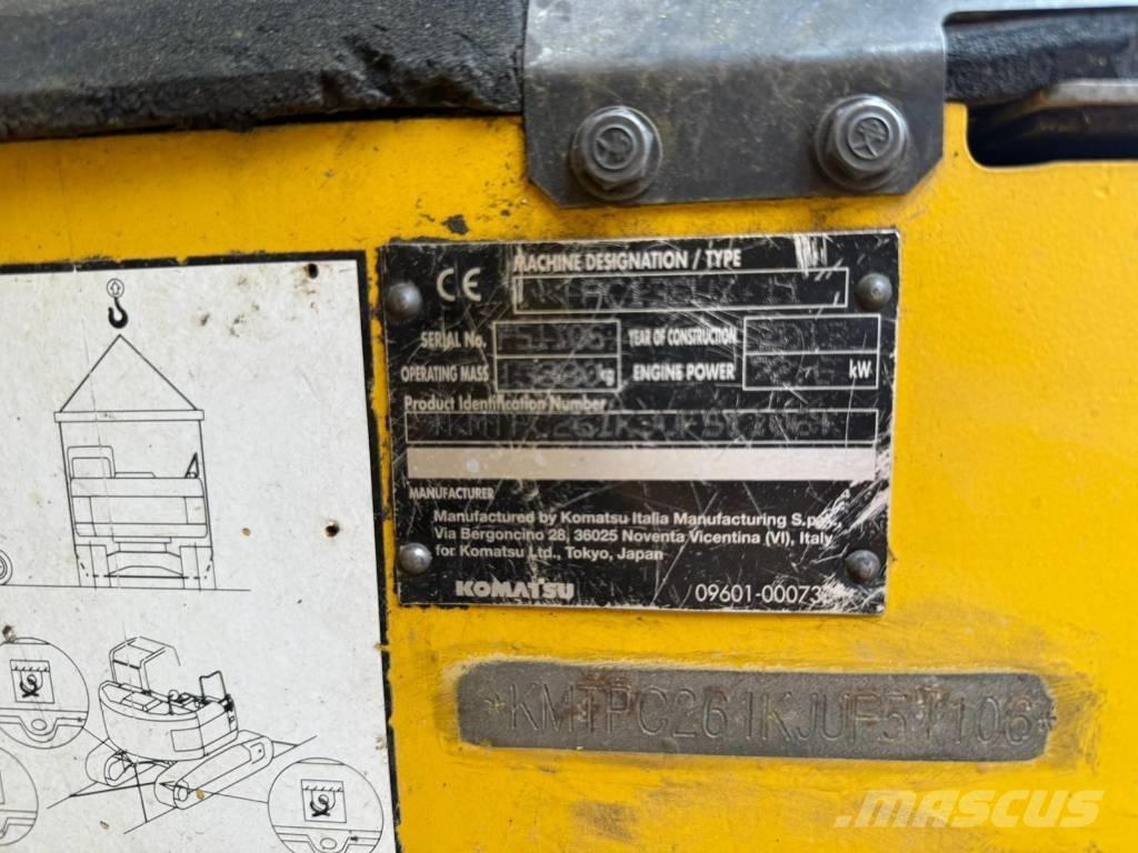 Komatsu PC 138 US-11 Paletli ekskavatörler