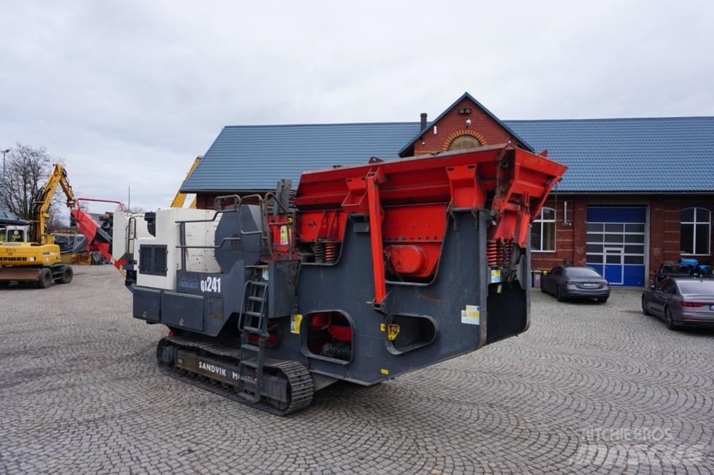 Sandvik QJ 241 Gezer kırıcılar