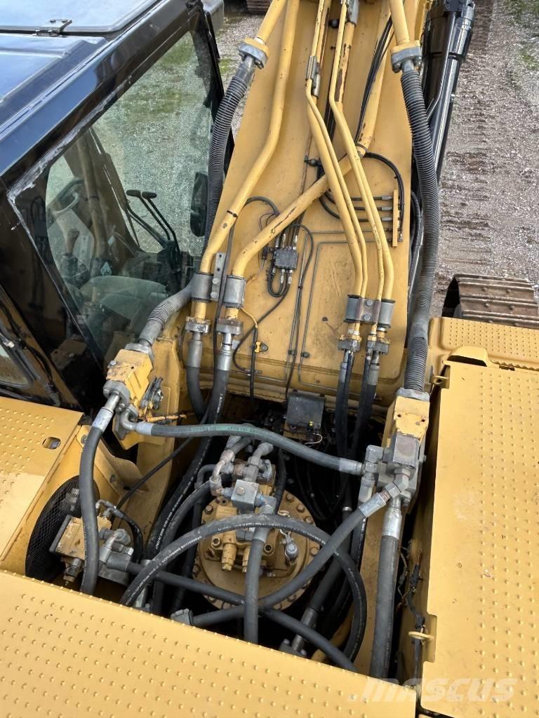 CAT 336 D L Paletli ekskavatörler