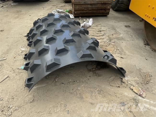XCMG XS 223 J Tek tamburlu silindirler