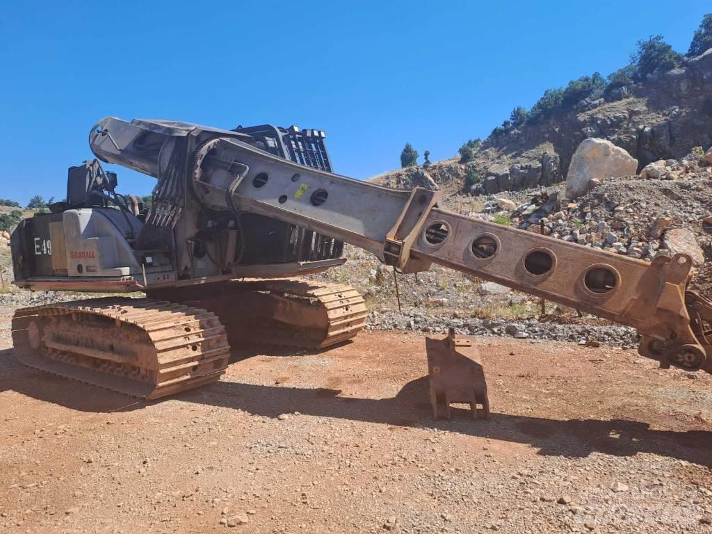Gradall XL 4200 III Yer Altı Yükleyicileri
