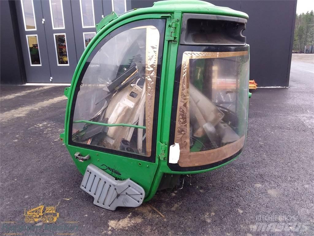 John Deere 1910e Kabin