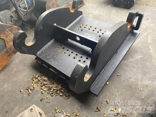 CAT CW70 kopplaat Polipler