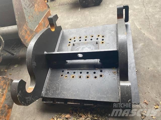 CAT CW70 kopplaat Polipler