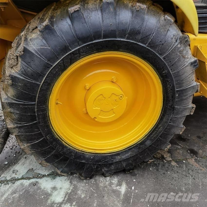 JCB 4CX Kazıcı yükleyiciler - beko loder