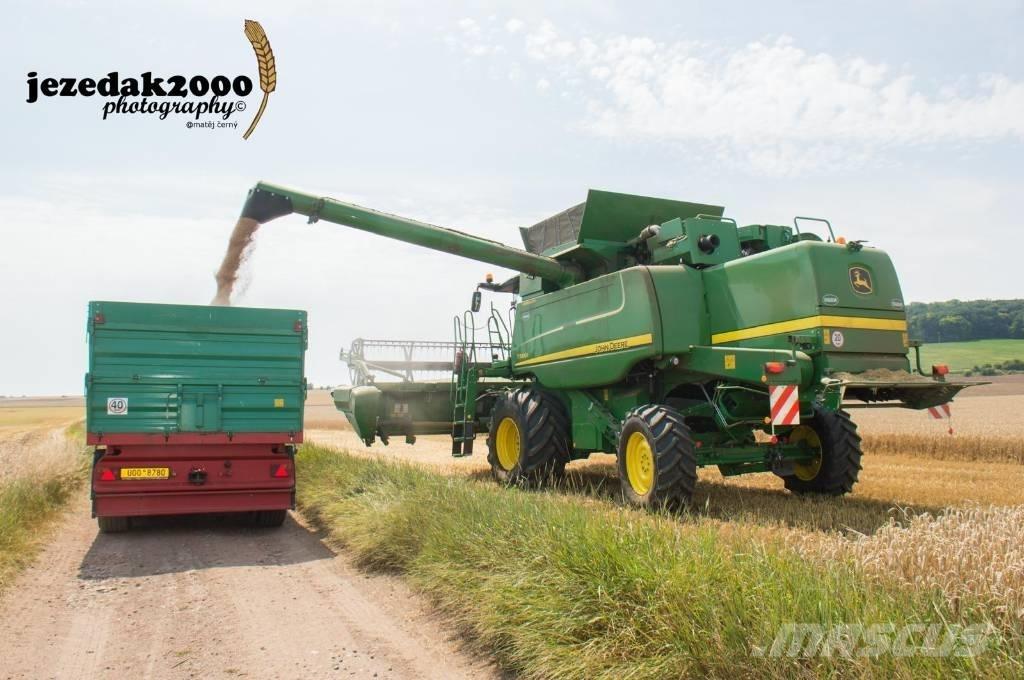 John Deere T 560 i Biçerdöverler
