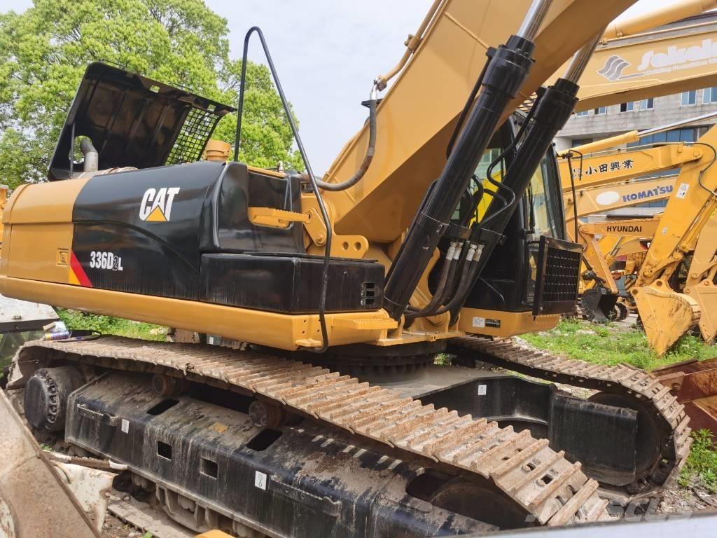 CAT 336 D2L Paletli ekskavatörler