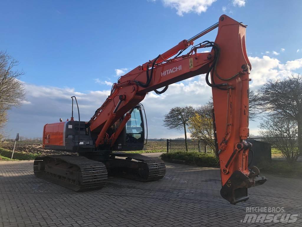 Hitachi ZX 210 LC-3 Paletli ekskavatörler