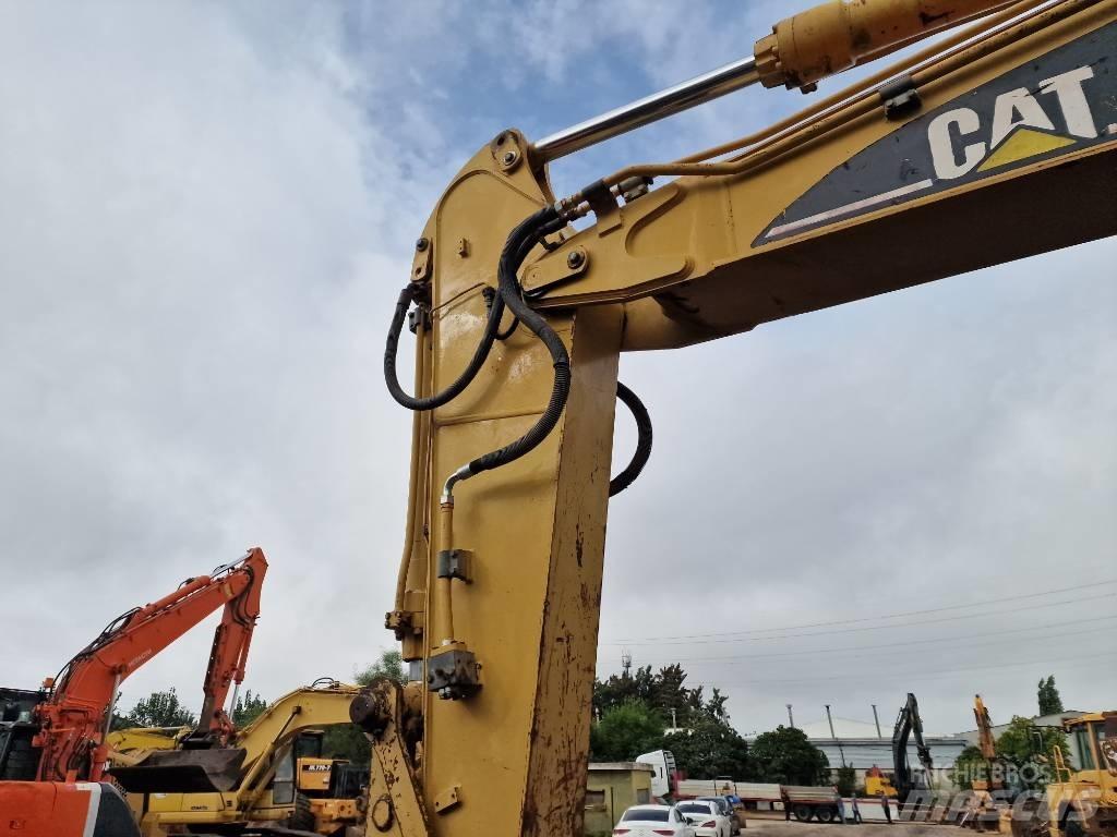 CAT 318 B L Paletli ekskavatörler