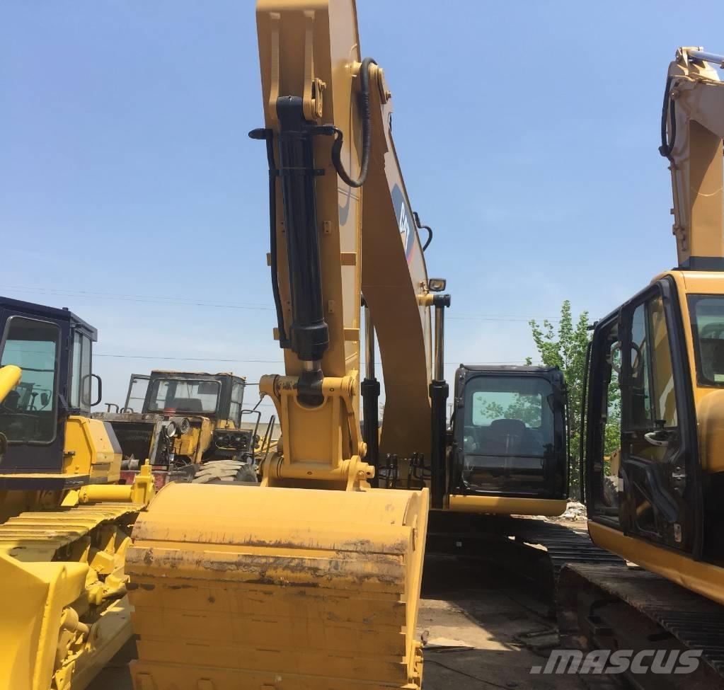 CAT 320 D Paletli ekskavatörler