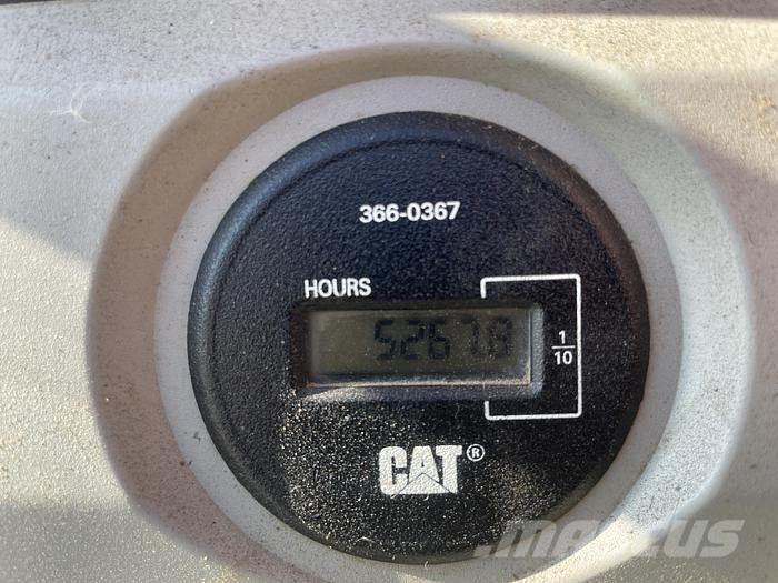 CAT 320FL Paletli ekskavatörler