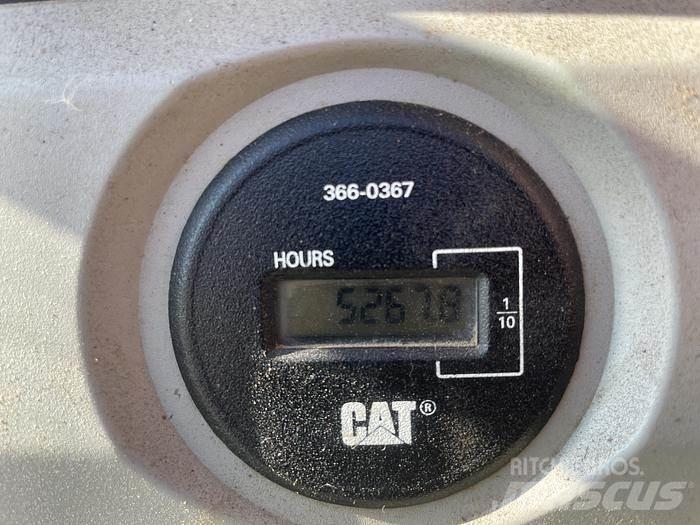 CAT 320FL Paletli ekskavatörler