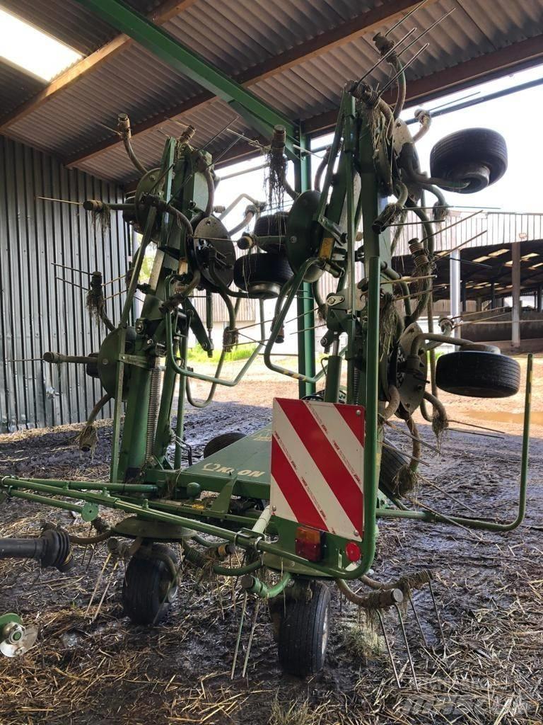 Krone 8.82/8 Tedder Kombine tirmiklar