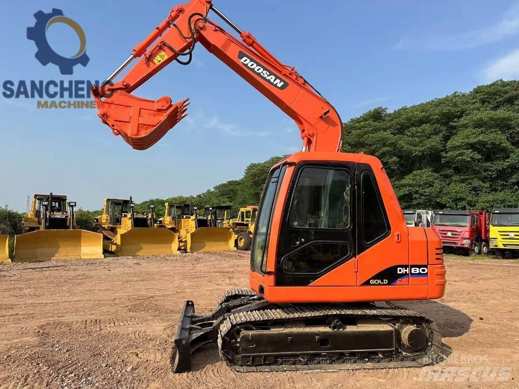 Doosan DH 80 Paletli ekskavatörler