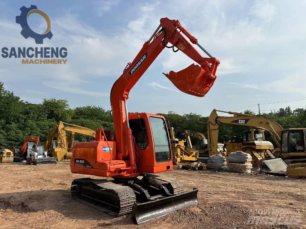Doosan DH 80 Paletli ekskavatörler