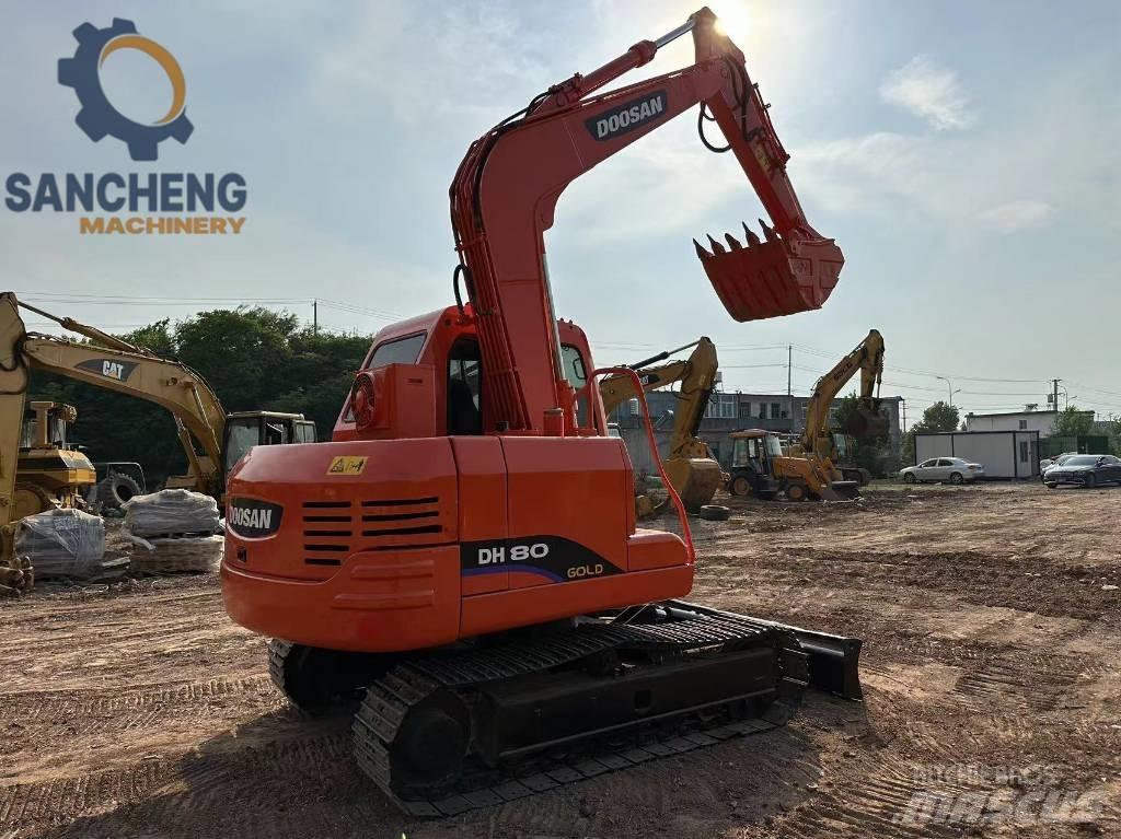 Doosan DH 80 Paletli ekskavatörler